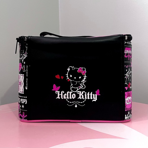 Hello Kitty Devil Train Case - Picture 3 of 5
